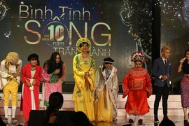 Trấn Thành liên tục giả gái trong liveshow "Bình tĩnh sống"